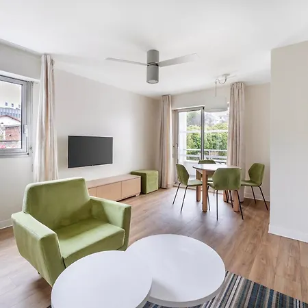 Royal Regency Paris Vincennes