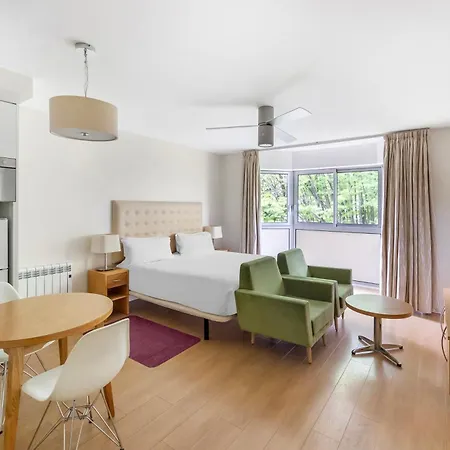 Royal Regency Paris Vincennes