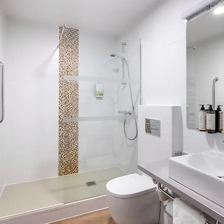 Royal Regency Paris Hotel