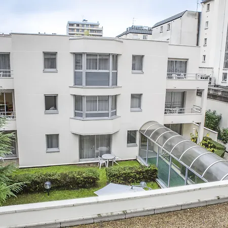 Royal Regency Paris Vincennes