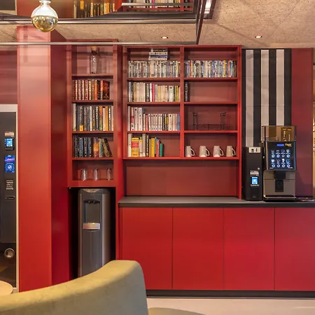 Royal Regency Paris Vincennes